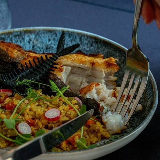 Le restaurant - Divers Gens - Restaurant Moulins - manger a MOULINS